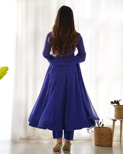 Robe Anarkali en georgette bleu roi à imprimé Laheriya avec dupatta assortie – Élégante tenue indienne pour femme