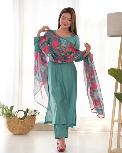 Salwar suit droit en viscose bleu scarabée avec dupatta imprimé floral multicolore