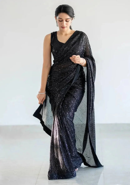 Sari de fête noir intense en georgette avec broderie de sequins scintillants