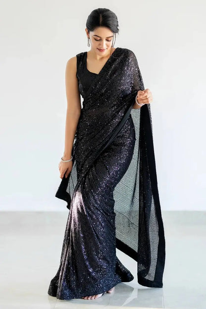 Sari de fête noir intense en georgette avec broderie de sequins scintillants