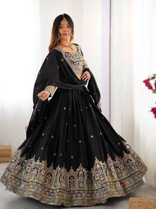 Lehenga Noir intense avec Broderie Cording Dori et Dupatta Assorti