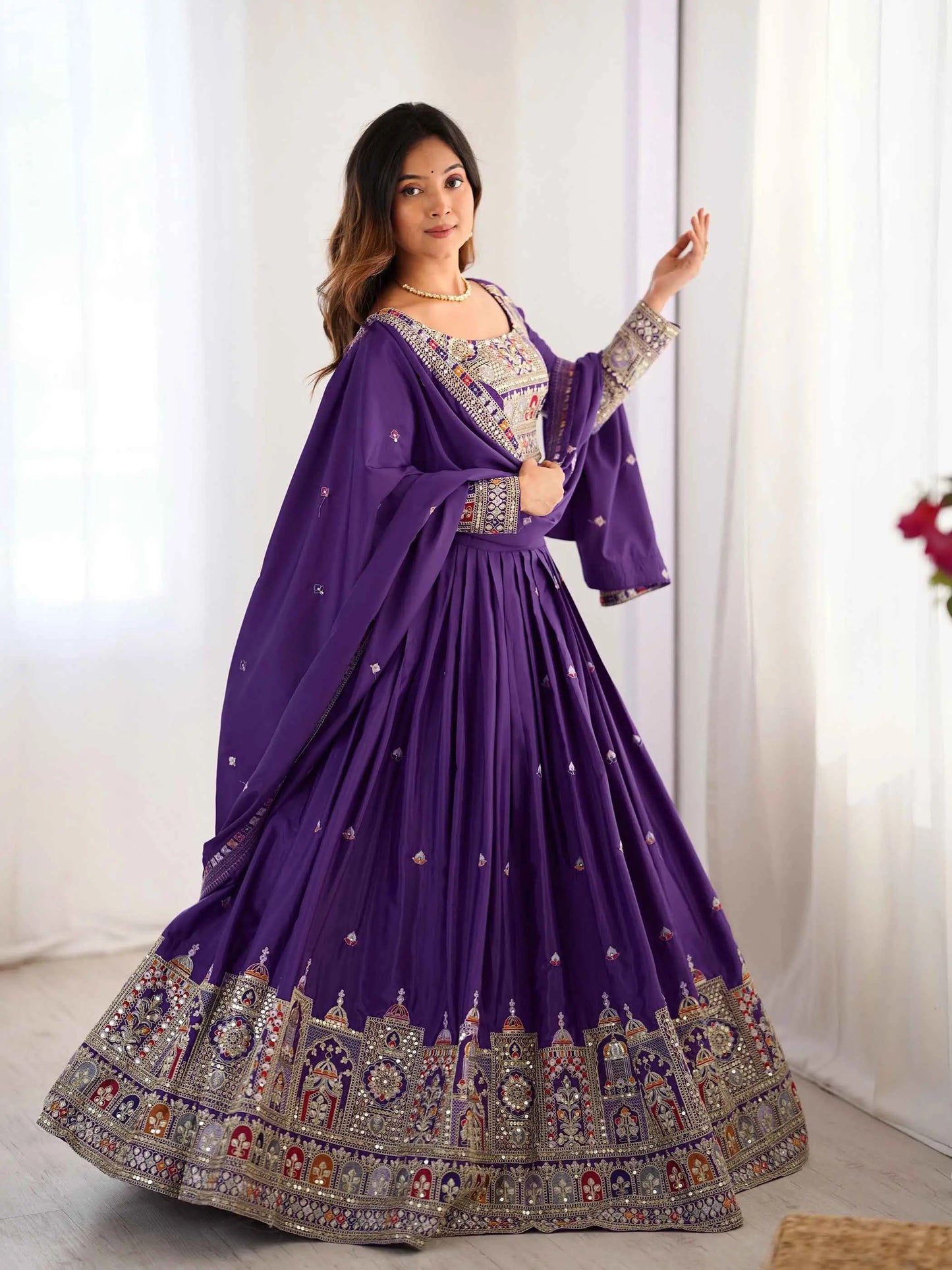 Lehenga violet avec Dupatta en Broderie Cording Dori