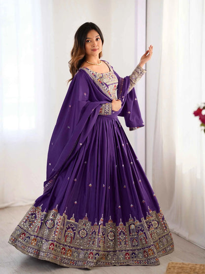 Lehenga violet avec Dupatta en Broderie Cording Dori