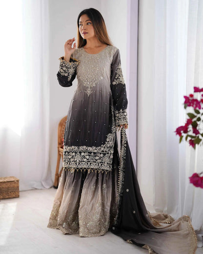 Ensemble Sharara Noir Gris avec Broderie en Cordon, Sequins et Perles Rivetées