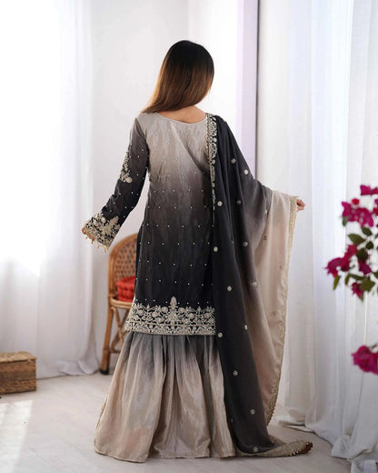 Ensemble Sharara Noir Gris avec Broderie en Cordon, Sequins et Perles Rivetées
