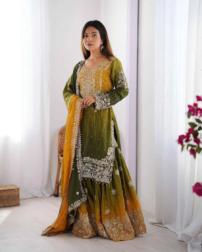 Ensemble Sharara Vert et Jaune avec Broderie en Cordon, Sequins et Perles Rivetées