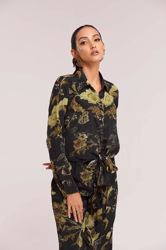 Trendiges schwarz-gelb bedrucktes Kombi-Set (Co-Ord Set)